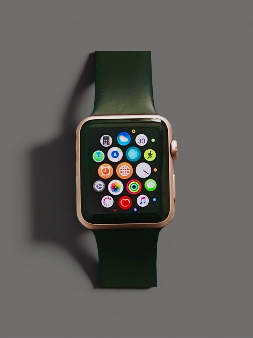 Apple S1 42MM Rose Gold Titanium Mesh Band Watch, Case, Charger | ML | Preowned